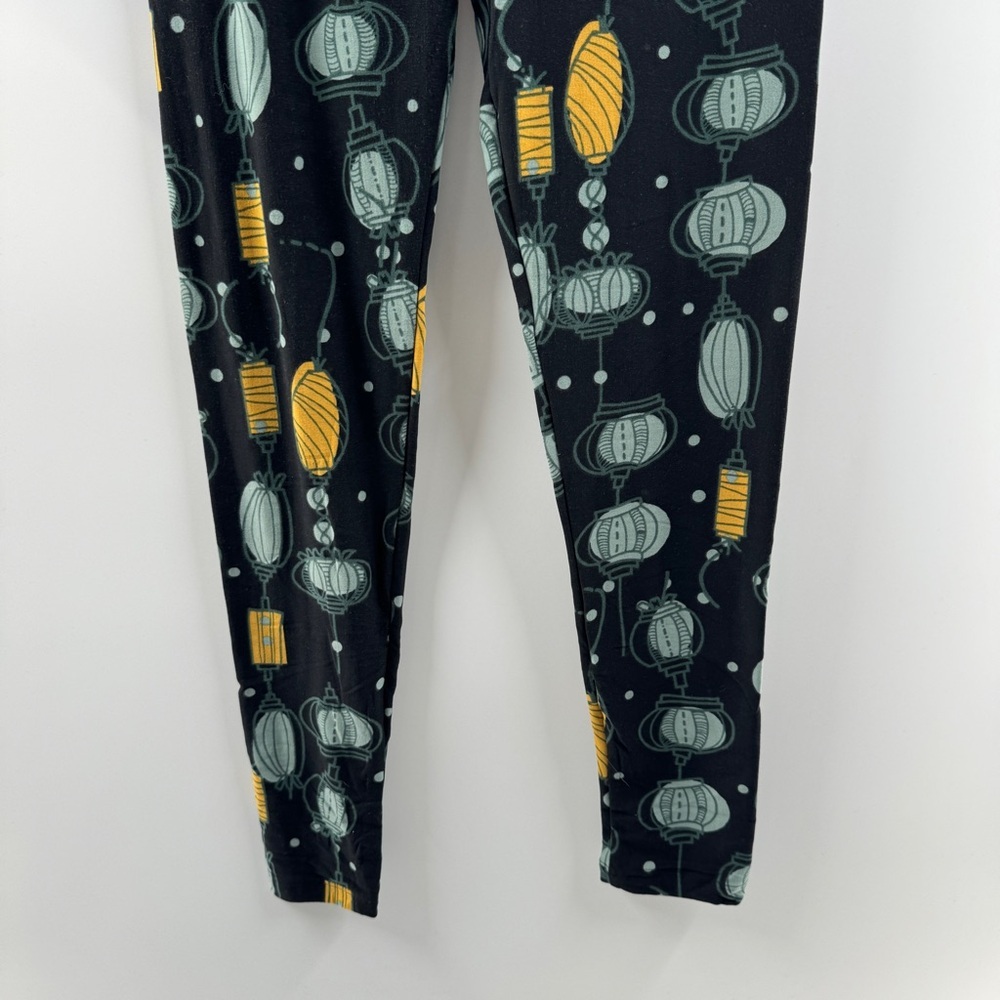 LuLaRoe One Size (OS) Leggings – Buttery Soft Stretchy Printed Leggings - Picture 4 of 5